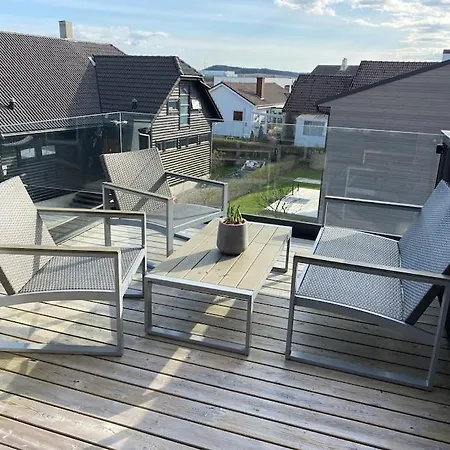 Exclusive 4-bedroom -central Villa Sandnes (Rogaland)